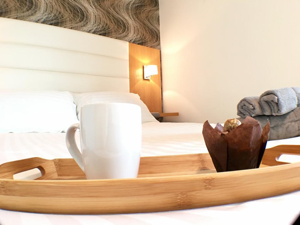 Luxurious Providence Apartment Мейденхед Экстерьер фото